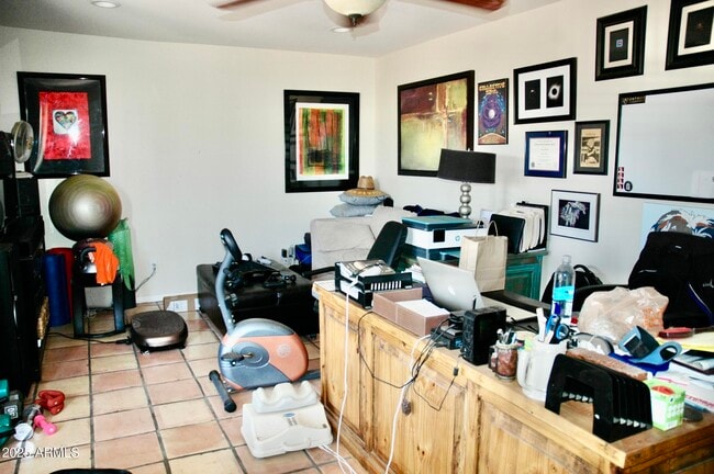 Building Photo - 6108 E Morning Vista Ln