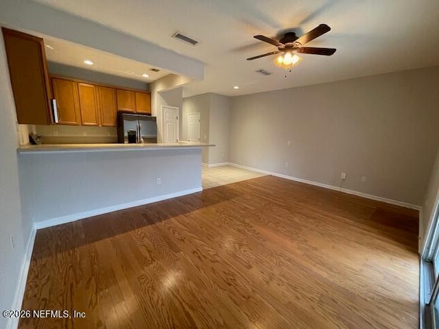 Building Photo - 5978 Pavilion Dr