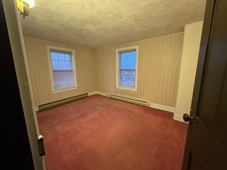 Front Bedroom - 2214 Main St