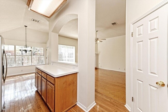 Building Photo - 10229 Matoca Way