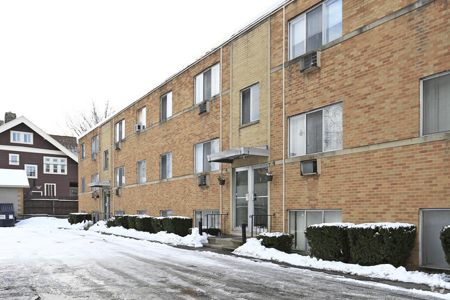 Building Photo - Elbur Manor