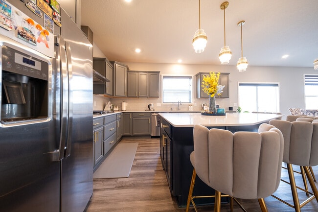 Building Photo - 8380 Abercrombie Ln