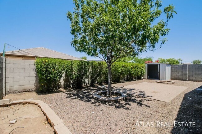 Building Photo - 7324 W Ian Dr