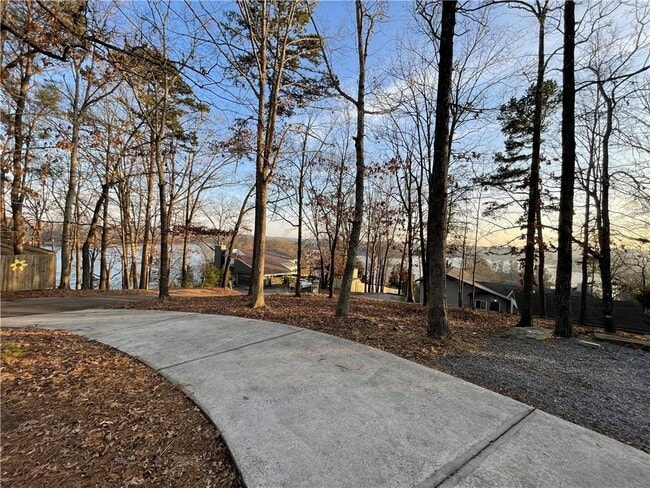 Building Photo - 3492 Point View Cir