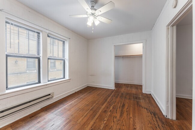 Building Photo - 2237 N Bissell St