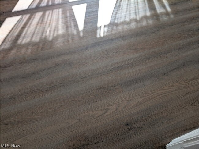 Building Photo - 703 Avondale St