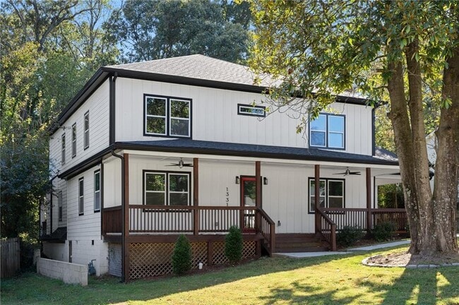 Building Photo - 1331 Diamond Ave SE