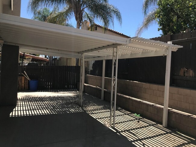 Building Photo - Beautiful 3 Bed 2 Bath Single Story In Perris