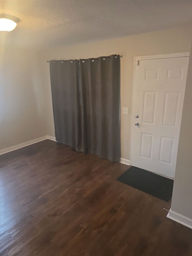 Building Photo - 8902 Beulah Church Rd