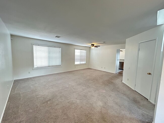Building Photo - No HOA! 4 Bedroom 2.5 Bath with Pool!