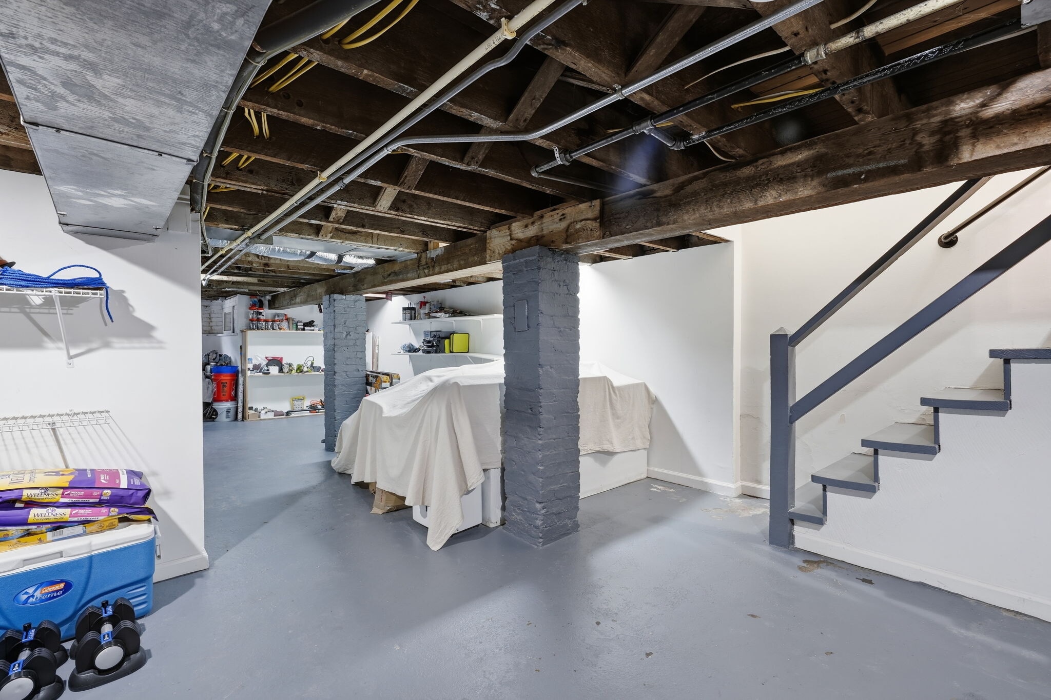 Building Photo - 502 D St NE