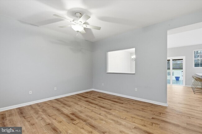 Building Photo - 5534 Franklin Blvd