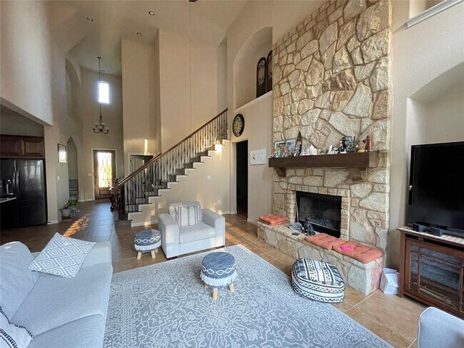 Building Photo - 7625 Crackling Creek Dr