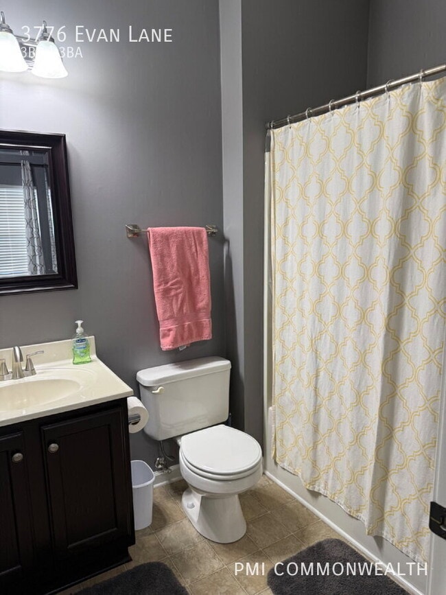 Building Photo - 3776 Evan Ln