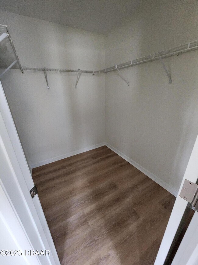 Building Photo - 6127 Jasmine Vine Dr