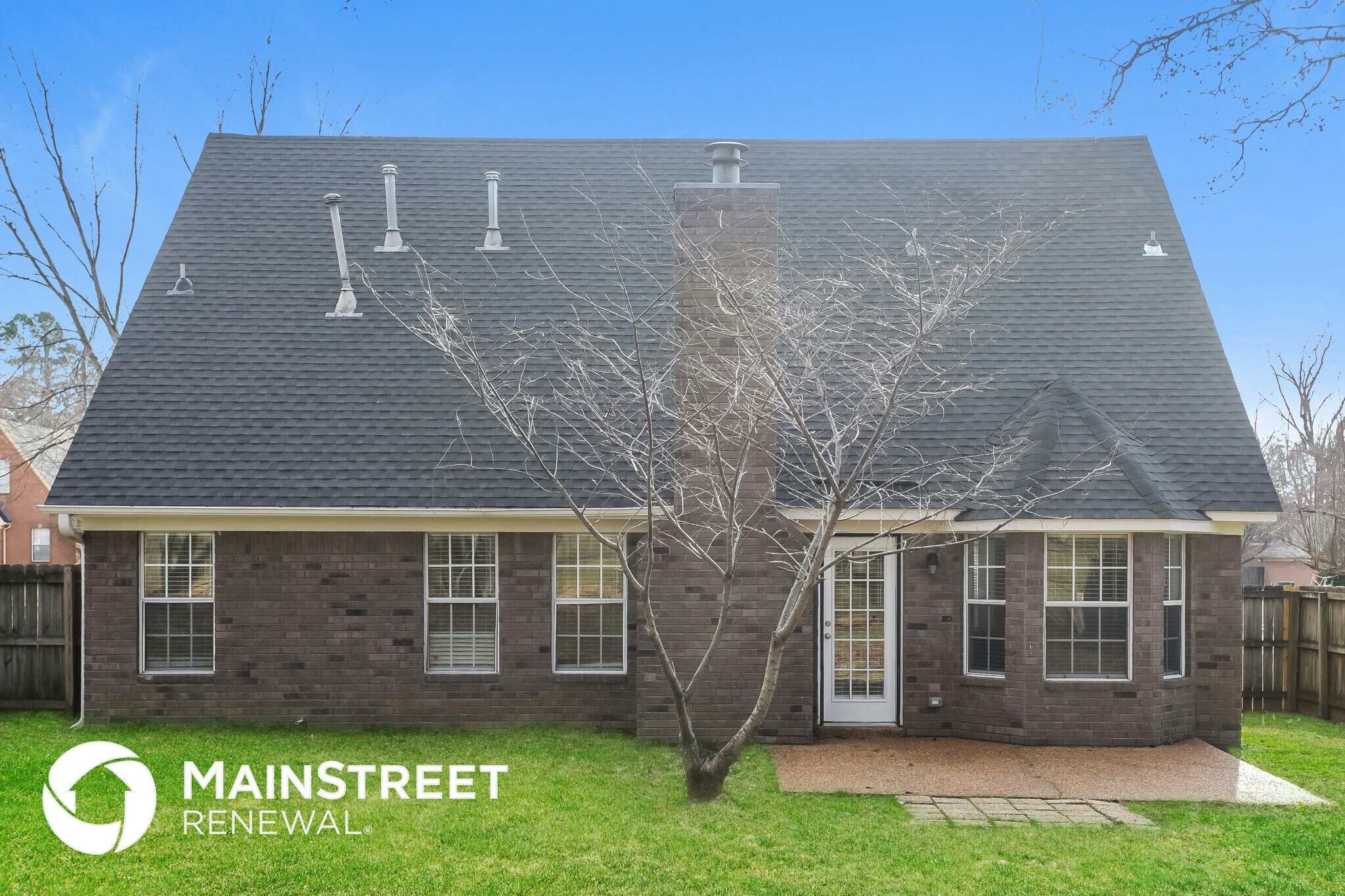 Building Photo - 2166 Greencliff Dr