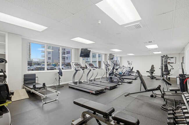 Building Photo - 111 N Pompano Beach Blvd