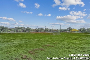 Building Photo - 1303 Lombrano St