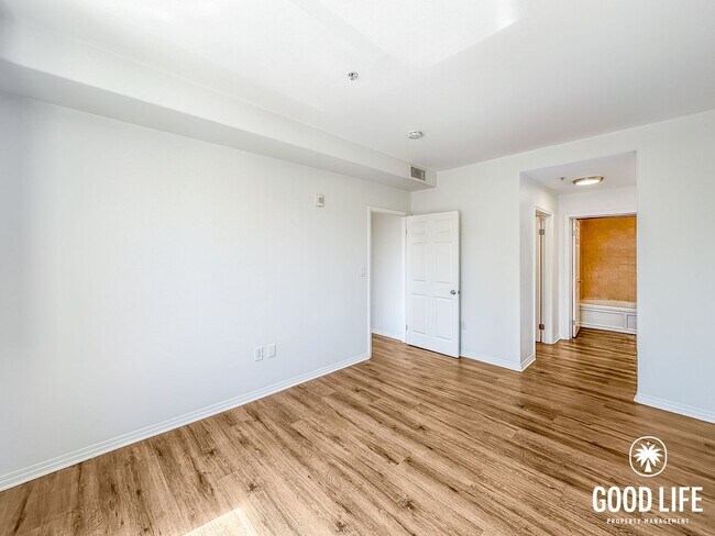 Building Photo - Luminous 3BD/2BA Corner Unit in Little Italy with City Views, W/D & Private Balcony