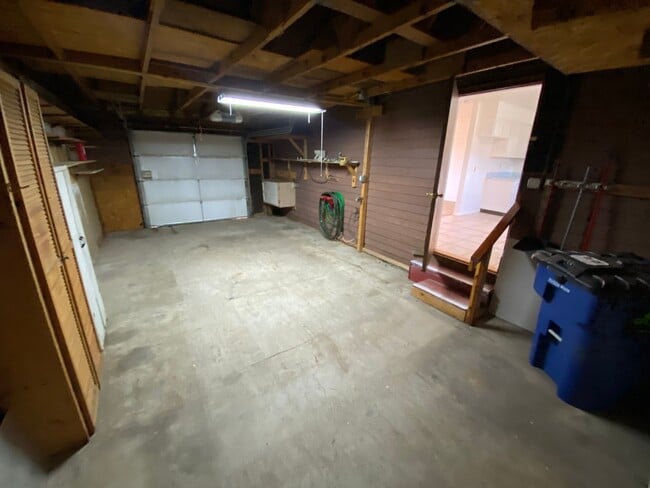 Building Photo - Three Bedroom Bayfield House with Large Fe...