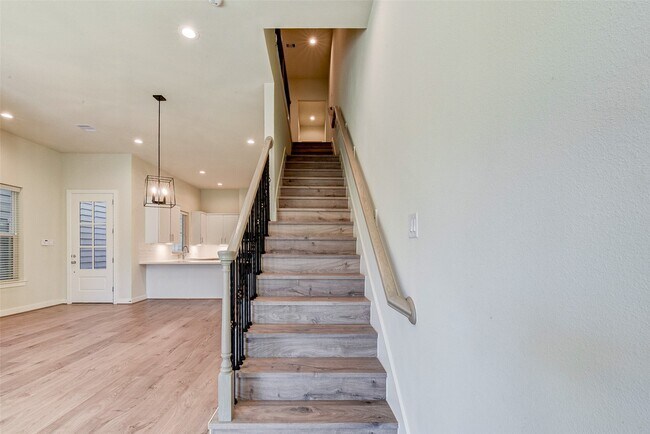 Building Photo - 1614 Northwood St