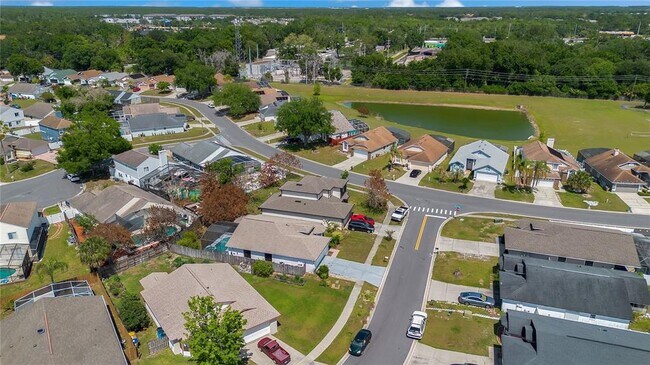 Building Photo - 4805 Kingston Cir