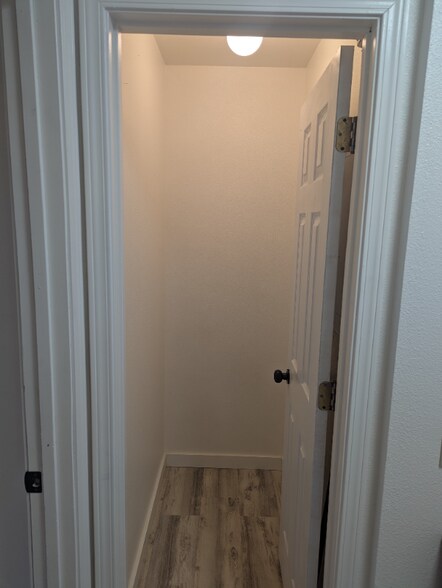 Building Photo - 700 S Weed Blvd