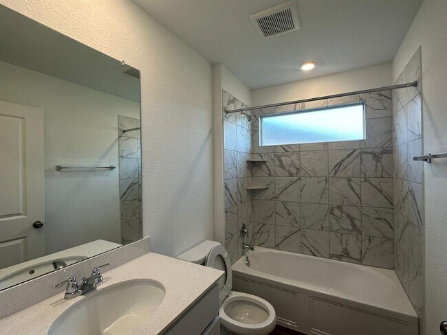 Building Photo - 171 Agua Azul Bnd