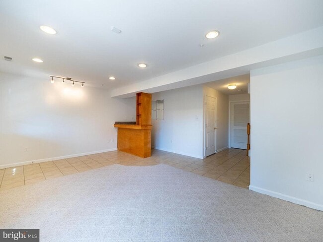 Building Photo - 20900 Rosebay Pl