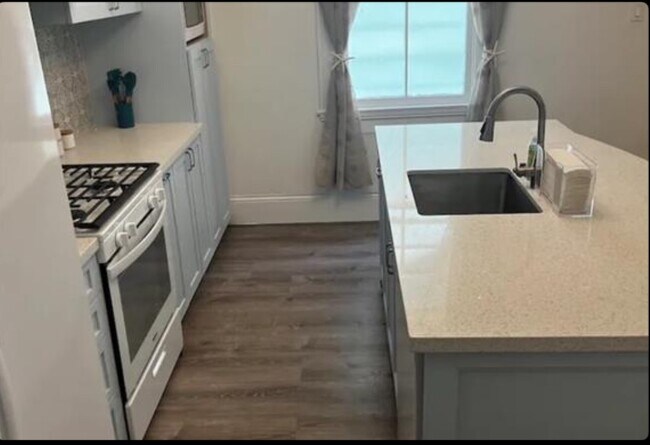 Building Photo - 1523 21st St