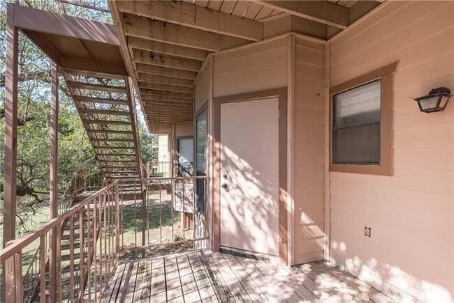 Building Photo - 5305 Indio Cove