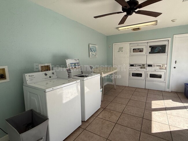 Building Photo - 1400 Eudora Rd