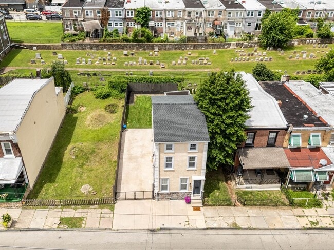 Building Photo - Spacious Detached 4BR/2.5BA Home in Mount ...