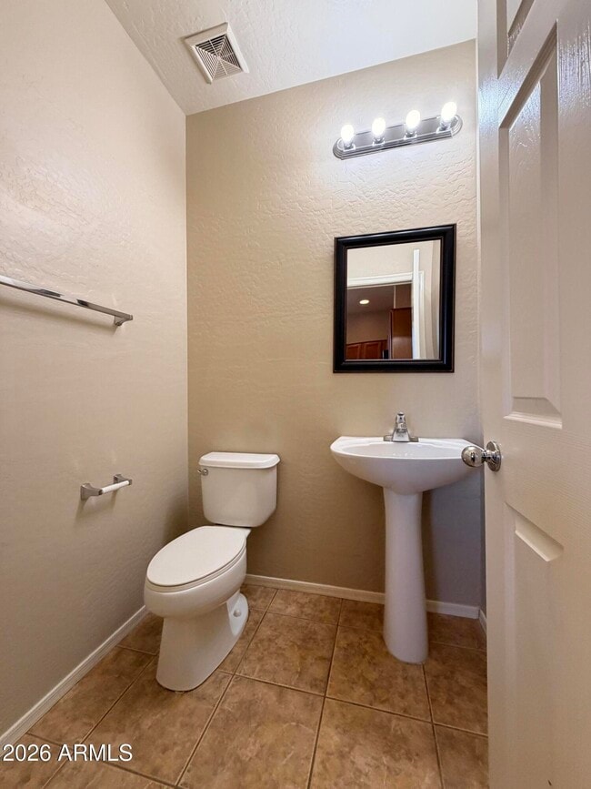 Building Photo - 42424 N Gavilan Peak Pkwy