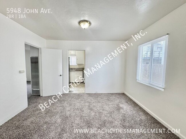 Building Photo - 5948 John Ave