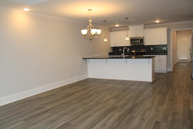 Building Photo - 8116 Bannock Cir