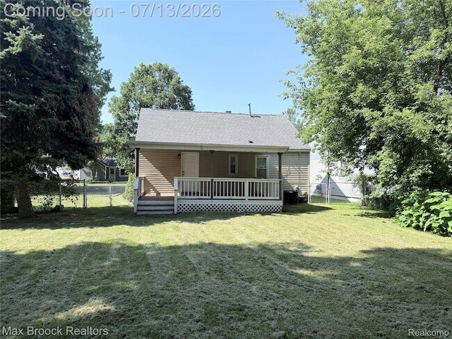 Building Photo - 1130 Birchwood Ave