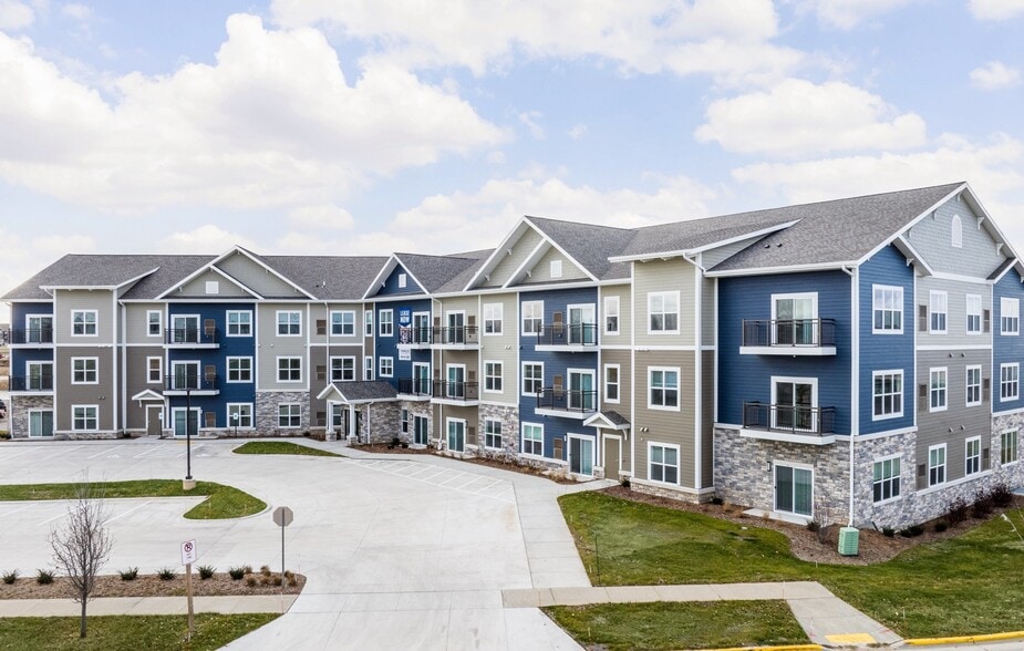 Primary Photo - Terraces of Windsor Crossing 55+