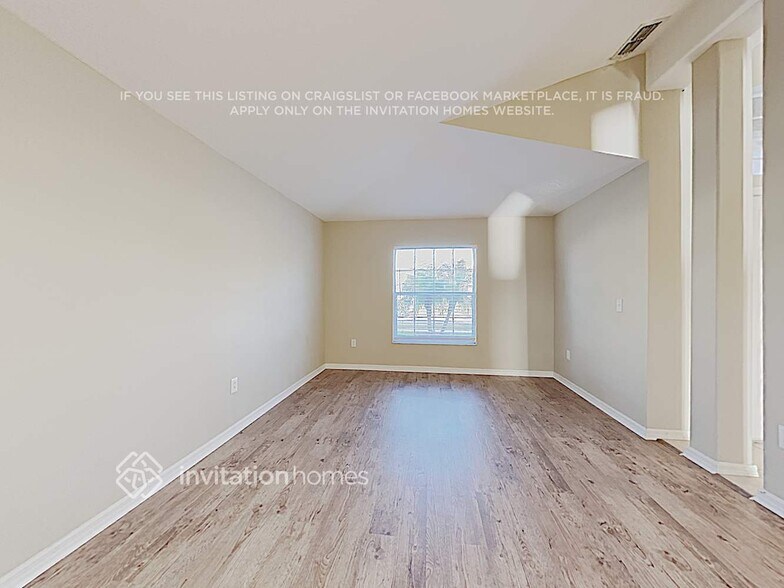 Building Photo - 3024 Julip Dr