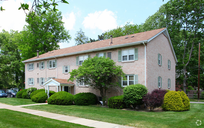 Primary Photo - Winfield Apartments