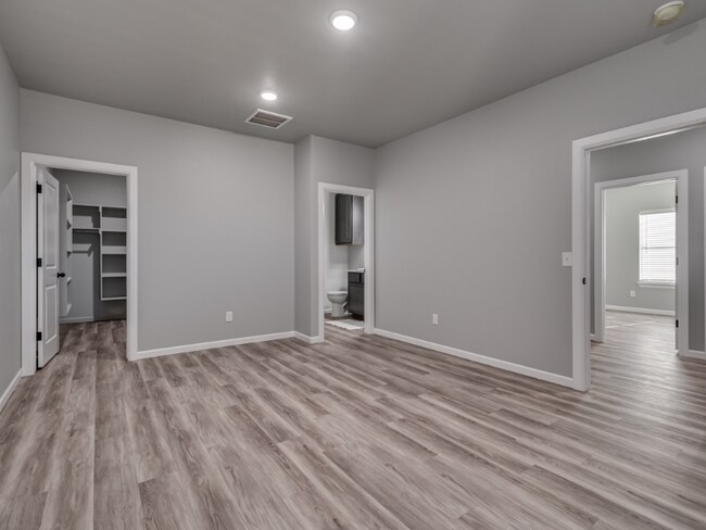 Building Photo - 2809 Josie Cir