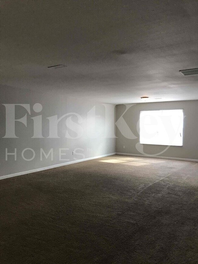 Building Photo - 11205 Fall Dr