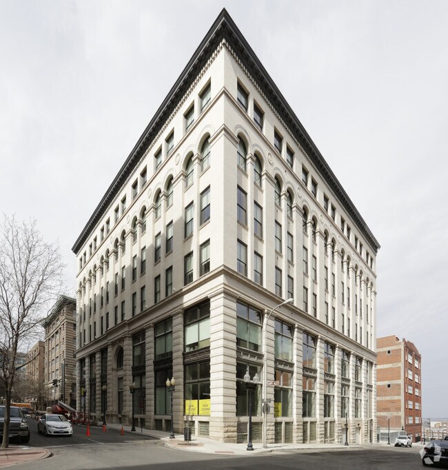 Roasters Block Apartments Kansas City, MO Apartment Finder