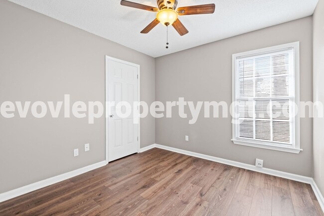 Building Photo - 4431 Boone Manor Dr