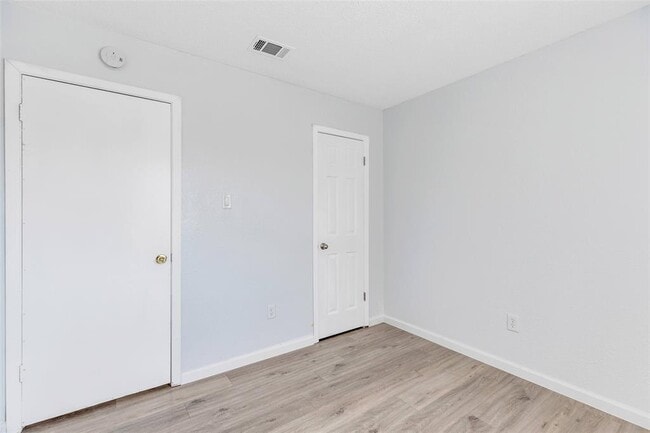 Building Photo - 9611 Bear Paw Trail