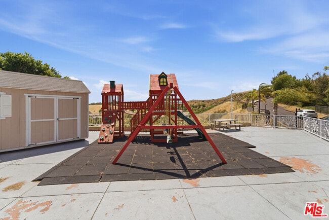 Building Photo - 12570 Bull Canyon Rd