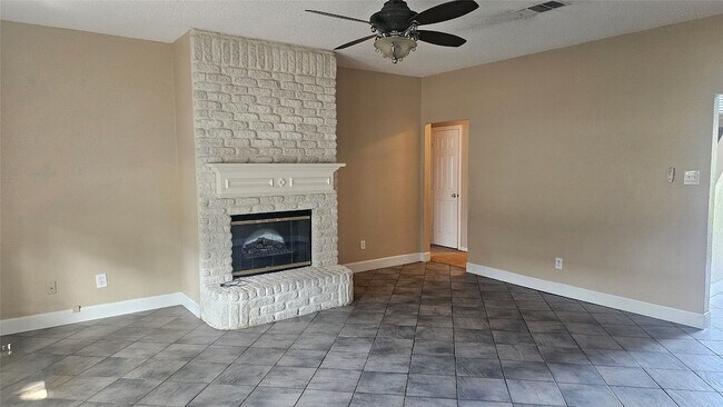 Building Photo - 4902 Landrun Ln