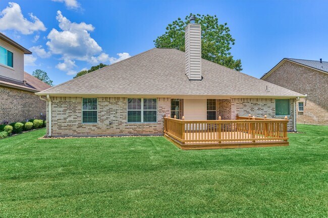 Building Photo - 13511 Summer Hill Dr
