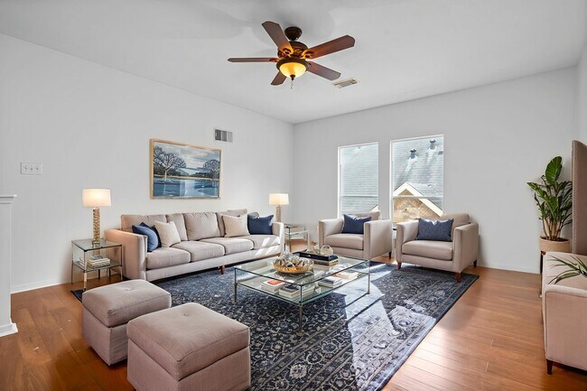 Building Photo - 6914 Grants Hollow Ln