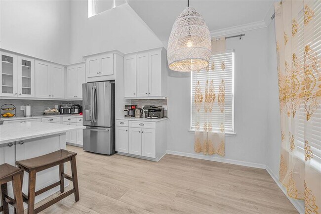 Building Photo - 13760 Stevenson Ln